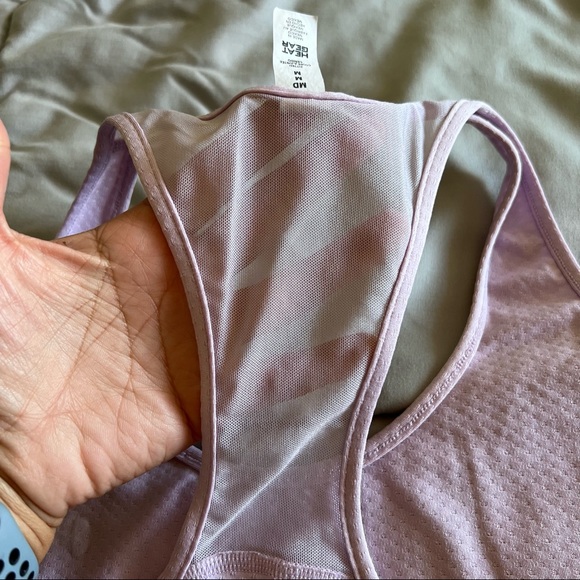 Lot of 3 tops - 2 XS Old Navy (purple/blk) and 1 M Under Armor (lt purple)🏃♀️ - Picture 12 of 15